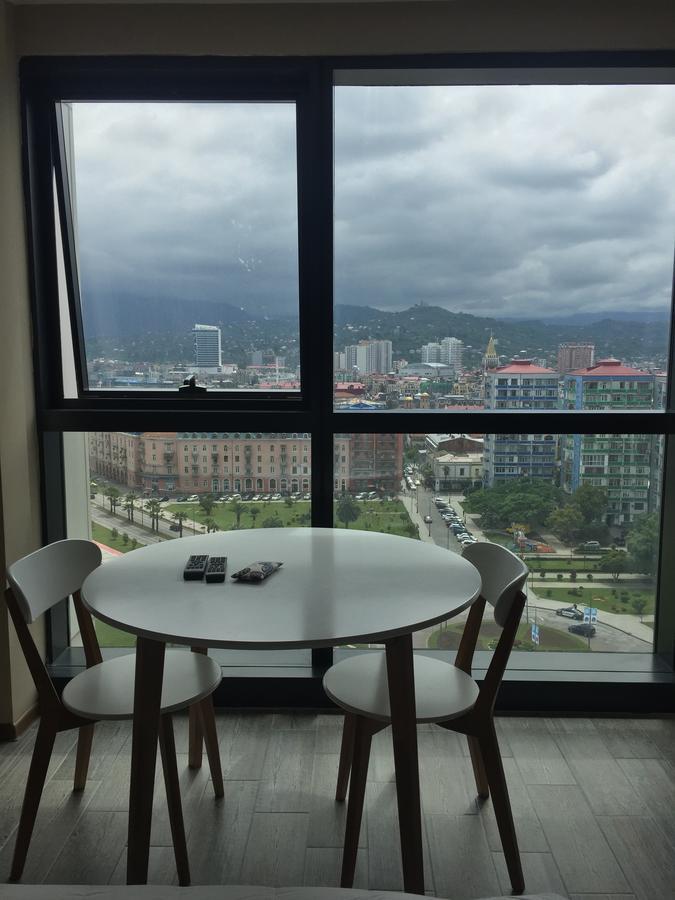 Balmaral Apart Hotel 바투미 외부 사진