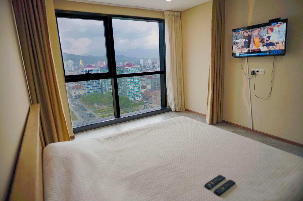 Balmaral Apart Hotel 바투미 외부 사진