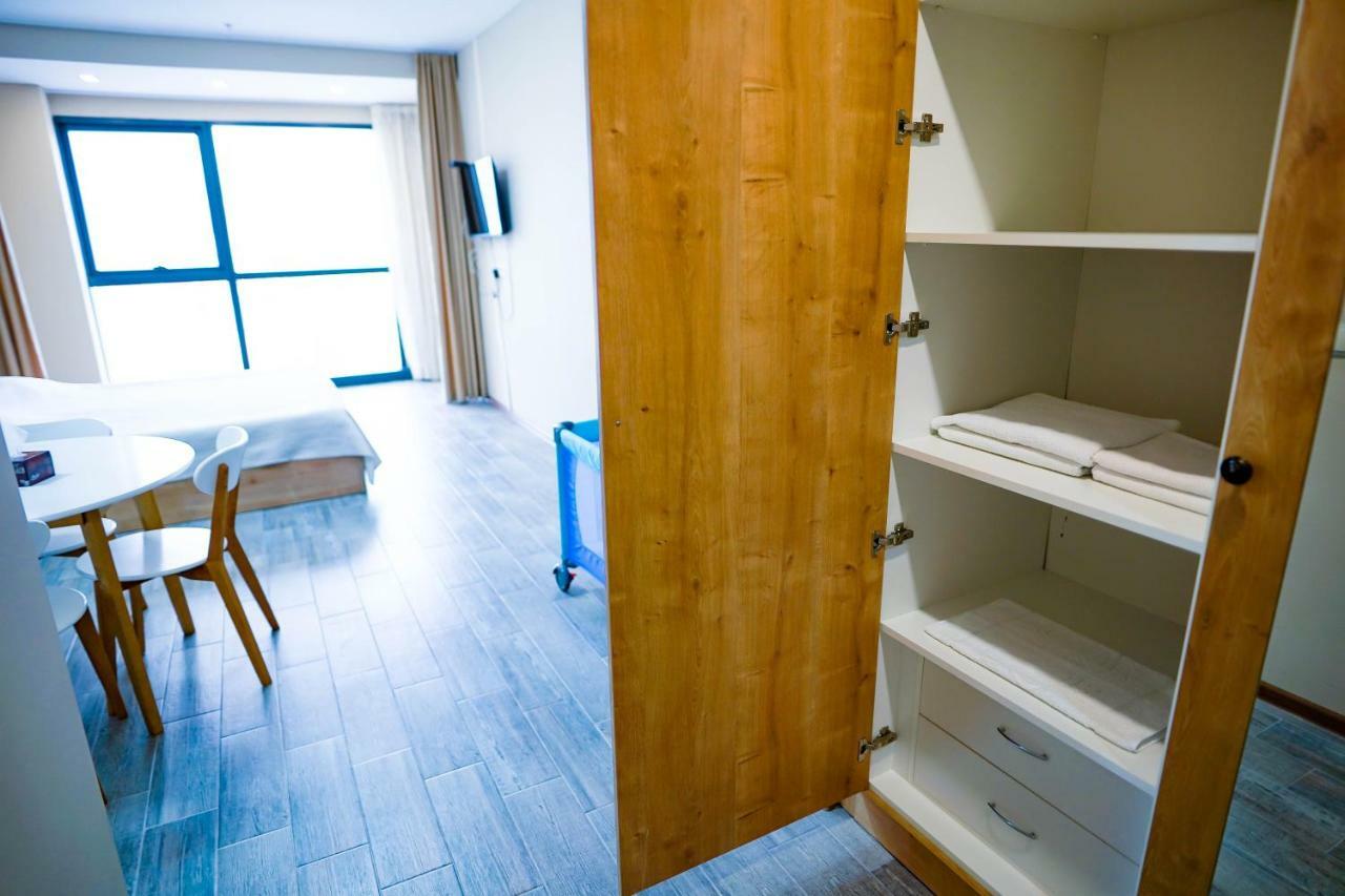 Balmaral Apart Hotel 바투미 외부 사진